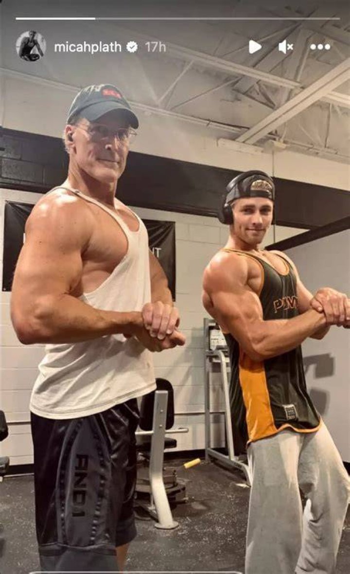 Barry Plath Shows Off Ripped Revenge Body Following Kim Split In