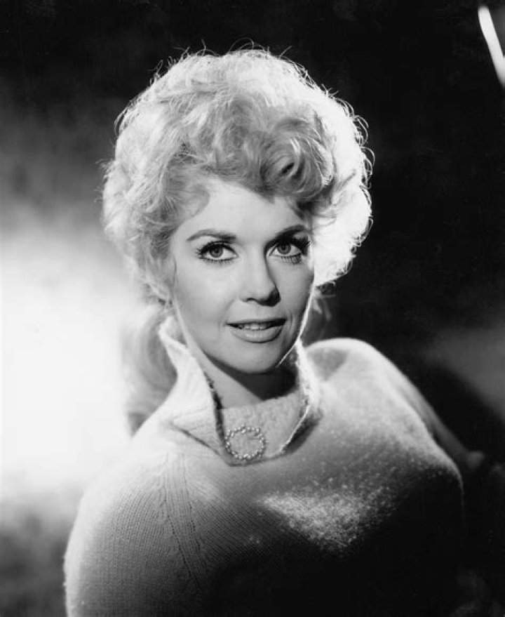 Beverly Hillbillies Star Donna Douglas Dies at 81 Today's News Our