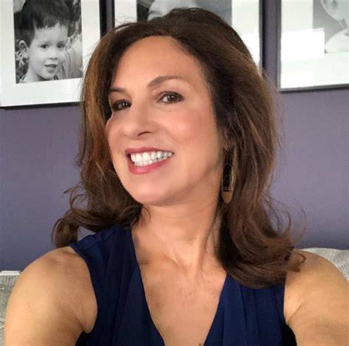 Biography, Age, Family, And Husband At QVC