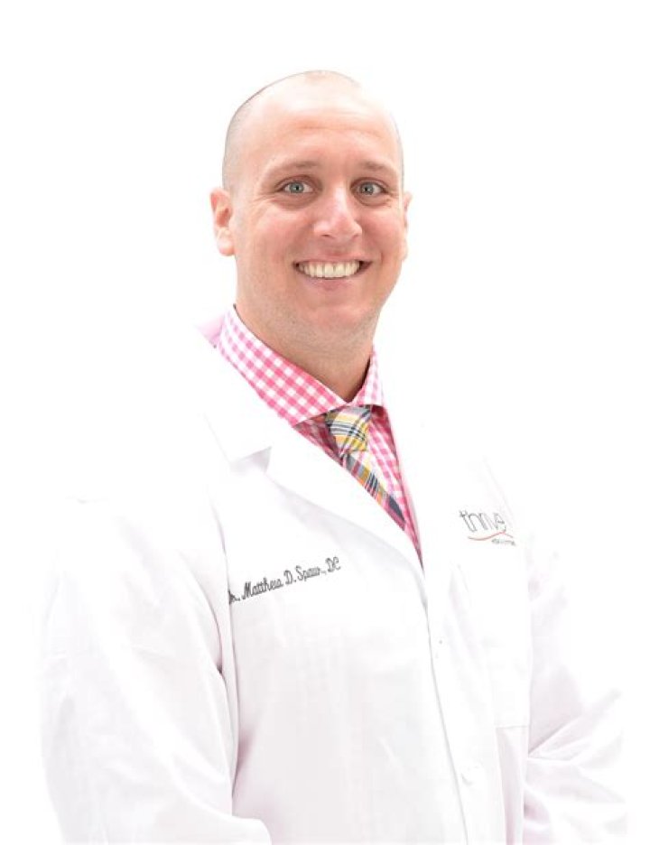 Chiropractor Colorado Springs West Dr. Molly Kallenbach DC Clinic Tour