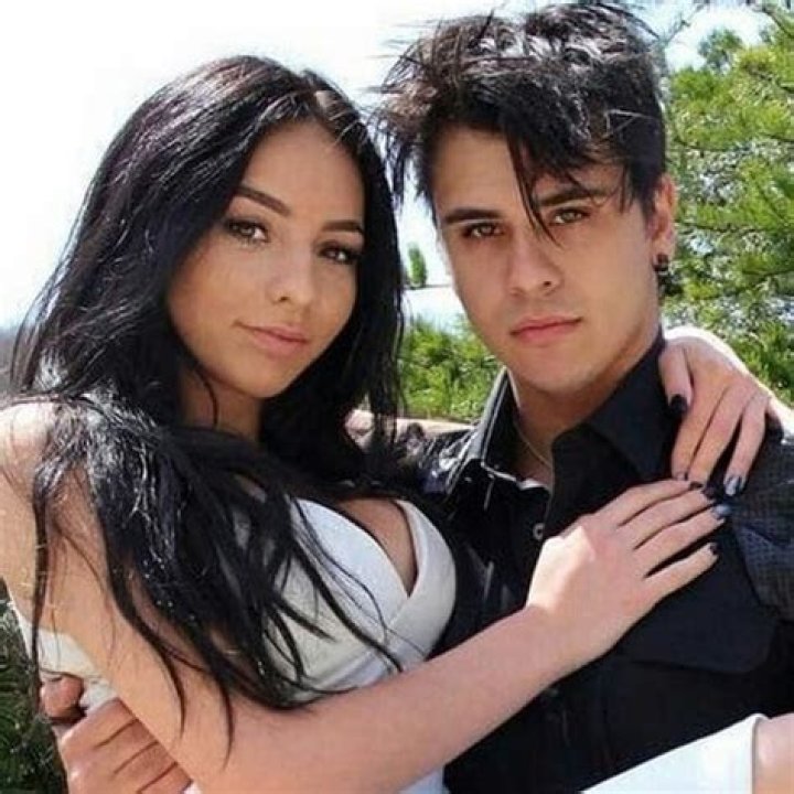 Cyrus Dobre Age, Family, Girlfriend, Net Worth, & More