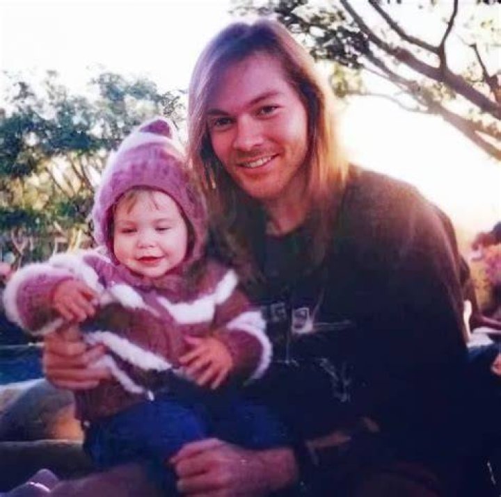 Does Axl Rose Have A Child? Discover The Truth