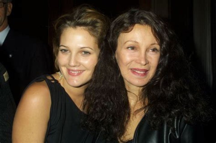Drew Barrymore Parents Why She Has Always Had A Complicated