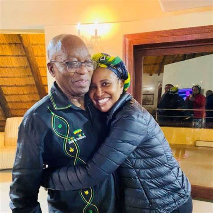 Duduzile ZumaSambudla brands Ramaphosa &lsquo;Mampara of the Week&rsquo;