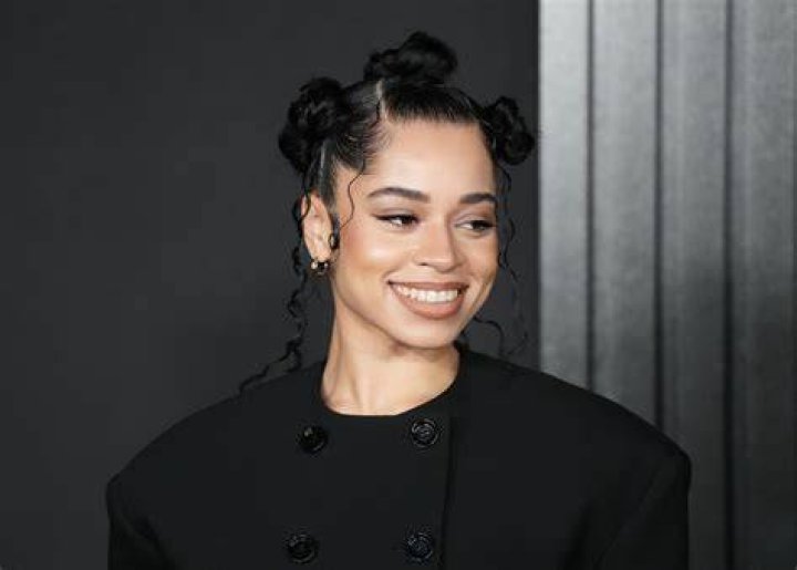 Ella Mai Shares New Song ‘Leave You Alone’ Melody Maker Magazine