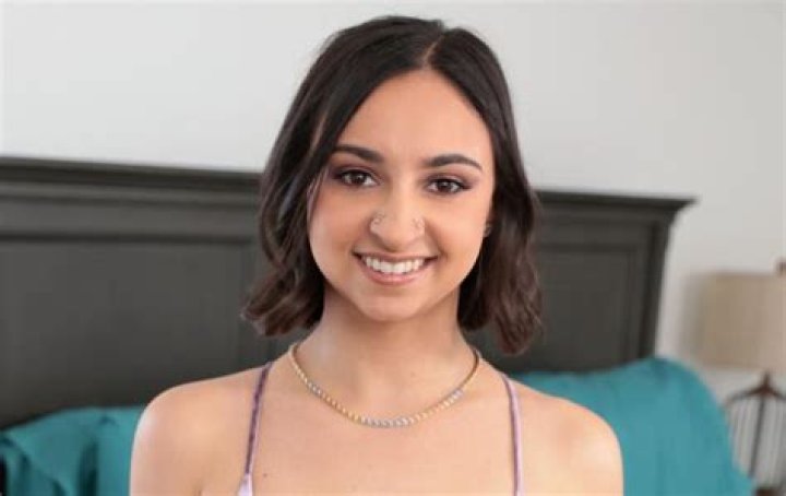 Hailey Rose Biography, Age, Real Name, Nationality, Wiki, Photos