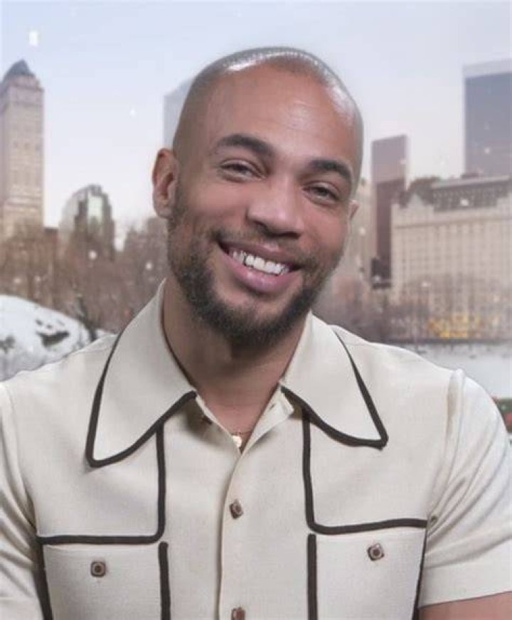 Is Kendrick Sampson In A Relationship? Details On The Actor’s Dating