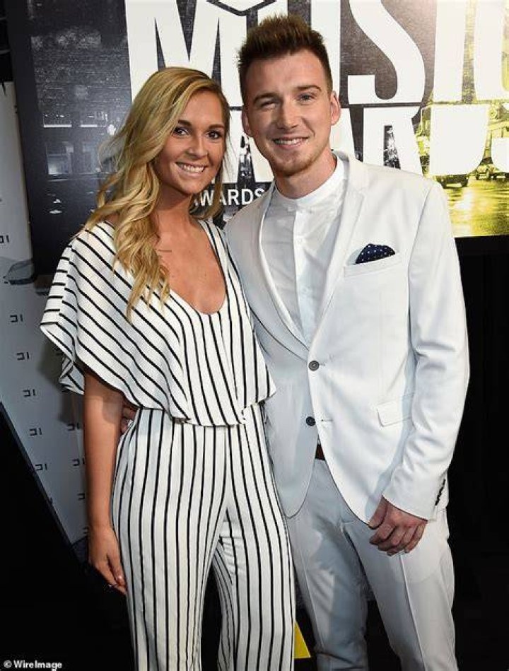 Is Wallen still Engaged to his Fiance? Girlfriend & Wife