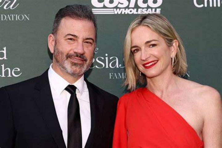 Jimmy Kimmel Age, Wife, Sons, Daughters, Family, Salary, Religion, Bio