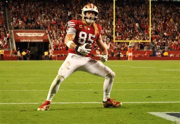 Kittle's wife Claire celebrates latest NFL milestone