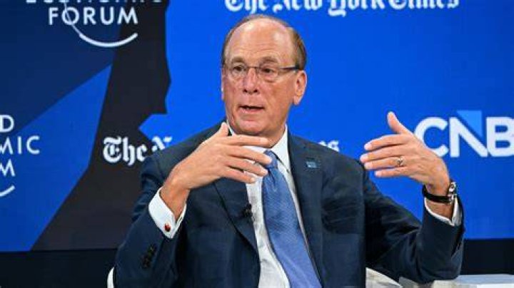 Larry Fink की कुल संपत्ति कितनी है