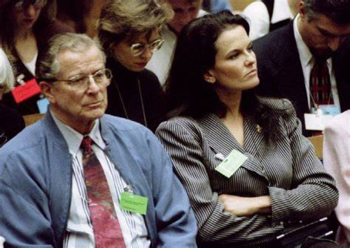 Louis H. Brown Jr., at 90; Nicole Simpson’s father The Boston Globe