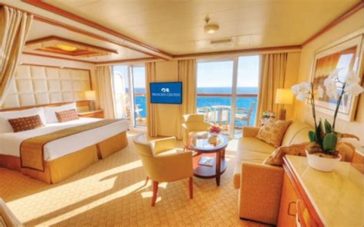 Princess Cruises Suite Perks (MiniSuite Vs Club Class Vs Suite)