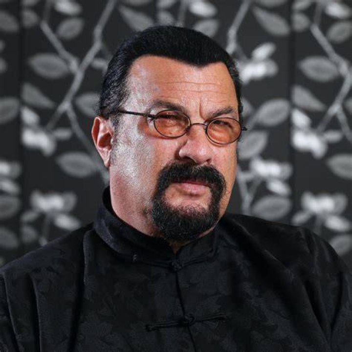 Steven Seagal's height, weight. Learn how to get thick