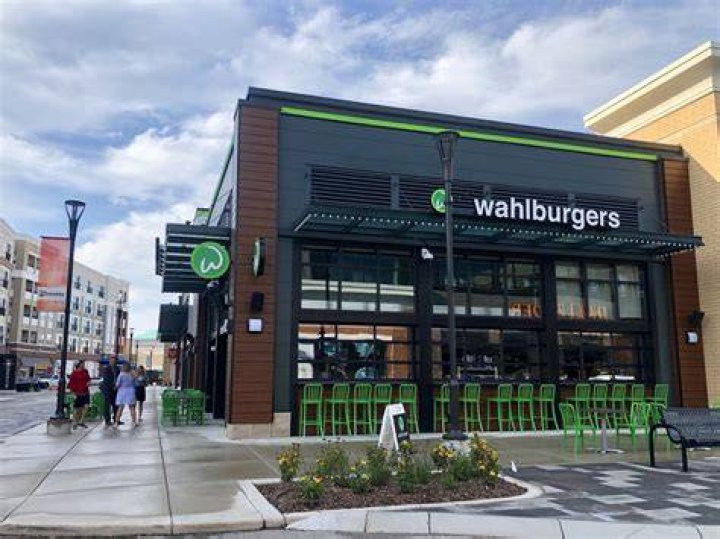 Wahlburgers Restaurant To Open In Rockingham