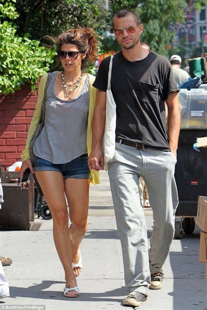 Who is Marisa Tomei Dating? Relationships Boyfriend Husband